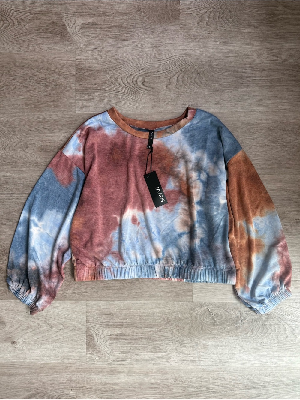 SAVVI Tie Dye Cropped Sweatshirt Women’s NWT Blue Rust Size Small
